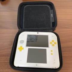 ニンテンドー2DS イエローのサムネイル