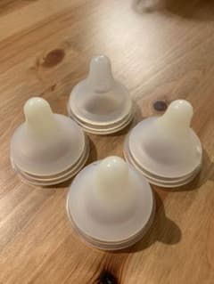 母乳実感　Mサイズ4個のサムネイル