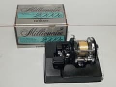 ダイワ ミリオネア 2000C 箱付き ベイトキャスティングリール Daiwa ダイワ ミリオネア 2000C 箱付き ベイトキャスティングリール Daiwa