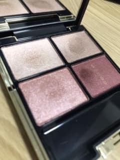 SUQQU デザイニング カラー アイズ **絢撫子**のサムネイル