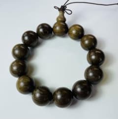◆楠木　◆天然木ブレスレット18mm 13玉　数珠のサムネイル