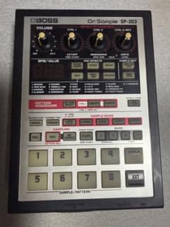 BOSS SP-303 Dr.Sample 純正AC・64MBメディア・説明書付のサムネイル