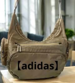 【adidas 】アディダスショルダーバッグ ベージュ 多機能ポケット　男女のサムネイル