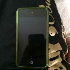iPod touch4せだいのサムネイル