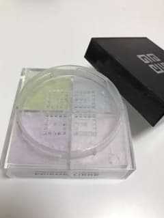 ゴウ様専用ジバンシイ　プリズムリーブル1番(ルースパウダー)のサムネイル