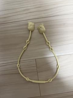 くま型 シリコン製 おもちゃホルダー ストラップのサムネイル