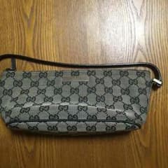 GUCCI ポーチのサムネイル
