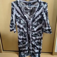ozz on  花柄カットソーのサムネイル