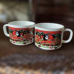 レトロ マグカップ 2個セット 赤ずきん柄のサムネイル