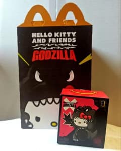 ハッピーセット　アメリカ限定　キティ×ゴジラのサムネイル