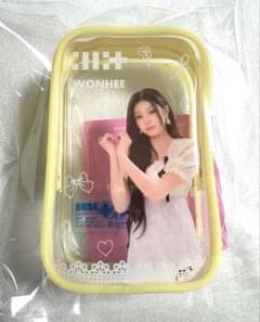 ILLIT アイリット　口紅ポーチ　ウォンヒ　②