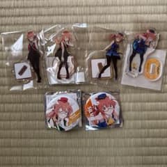 ルミナスウィッチーズ「シルヴィ」アクリルスタンド&缶バッジ計6点セットのサムネイル