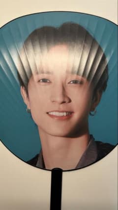 SixTONES 田中樹 うちわのサムネイル