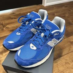 New Balance 2002スニーカーのサムネイル