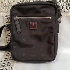 ポ*退様 MCM ショルダーバッグ ブラック 4454Q 状態良 - メルカリ
