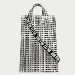 ZARA ZW ロゴ入りペーパートートバッグのサムネイル