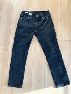 Levi’s（リーバイス）ブラックジーンズ W32のサムネイル