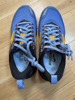 BROOKS Cascadia 16 トレランシューズ 22.5cmのサムネイル