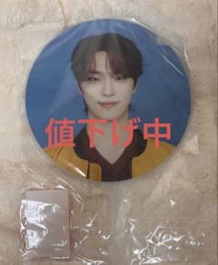 seventeen ディノ うちわ - メルカリ