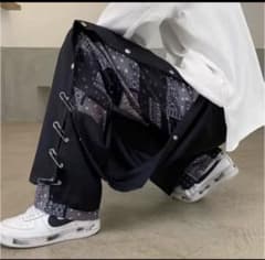 【人気◎】ペイズリー柄 サイドライン ワイドパンツ ストリート 韓国 トレンドのサムネイル