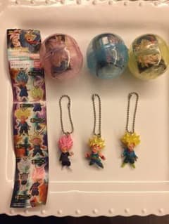 値下！3個★ドラゴンボール ガチャガチャ ガチャポン フィギュア キーホルダーのサムネイル