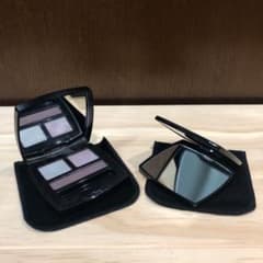CHANEL アイシャドウ&ミラーセットのサムネイル