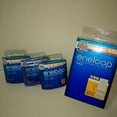 eneloop 充電式単４×8本  充電器セットのサムネイル