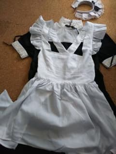 本日のみお値下げ☆可愛いメイド服 ３点セットのサムネイル