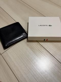LACOSTE ブラック 二つ折り財布 箱付き - メルカリ