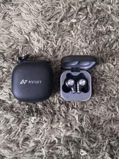 AVIOT TATRAS Bluetooth イヤホンのサムネイル