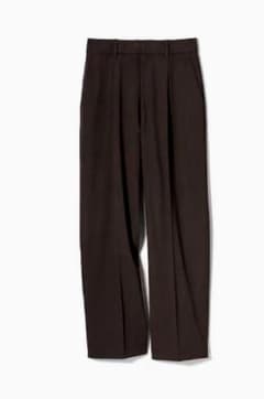 ユニクロ タックワイドパンツ（丈標準68～70cm）ブラウンXLのサムネイル