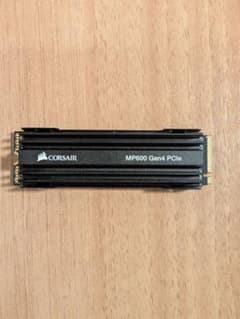 CORSAIR MP600 Gen4 PCIe 1TB SSDのサムネイル