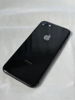 iPhone8 64GBのサムネイル