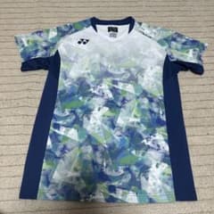 YONEX ユニフォームアクセルセン着用