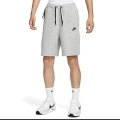 NIKE テックフリース ショートパンツ グレー Mのサムネイル