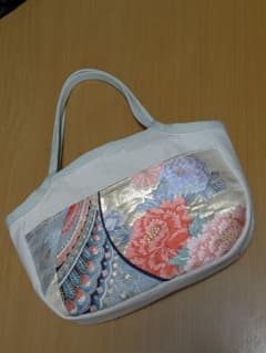 帯のリメイク★一点物★ハンドメイド★花柄刺繍トートバッグのサムネイル