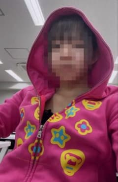 APE BAPE パーカー ピンク 短丈のサムネイル