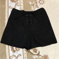 ハイウエストショートパンツのサムネイル