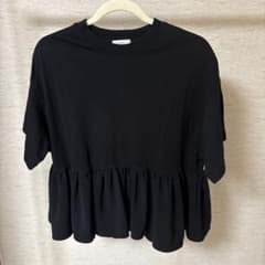 yori 半袖カットソー ブラック ペプラムのサムネイル