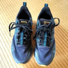 ニューバランス26.5㌢　スポーツシューズ　スニーカーのサムネイル