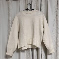 ニット ホワイトのサムネイル