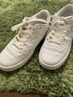 new balanceスニーカーのサムネイル