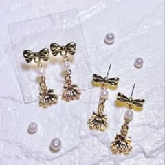 リボンとパールと花束のピアス　ハンドメイド　花モチーフのサムネイル