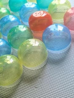 空カプセル 中古 100個 ②のサムネイル