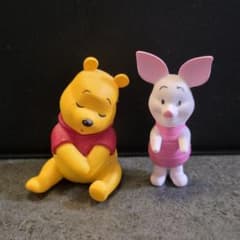 くまのプーさん ピグレット フィギュア 2つセット - メルカリ