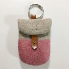 フェルト作家さんのスマホケース iphone6のサムネイル