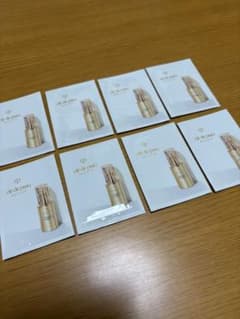 クレドポーボーテ　セラムヴィタリオープレシュー　美容液　8包のサムネイル