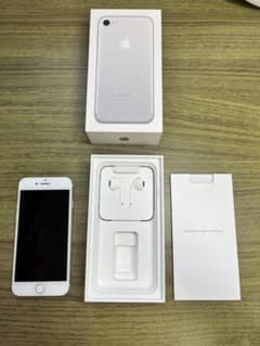 iPhone7 シルバー 32GB SIMフリー 美品 箱 イヤホン付のサムネイル