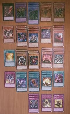 遊戯王 真紅眼デッキパーツのサムネイル