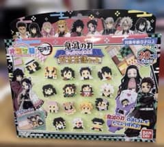 バンダイの「オリケシ 鬼滅の刃 たっぷりつくれる！柱合会議セット」です